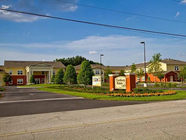 Chatham Pointe — Photo 4