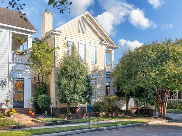 840 Harbor Crest Dr, Memphis, TN 38103