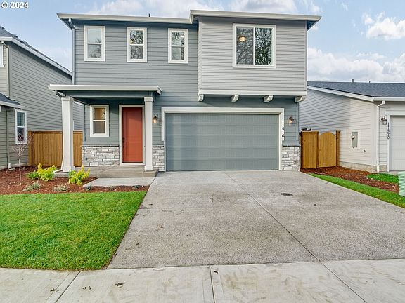 2nd image of 11516 NE 136th Ave