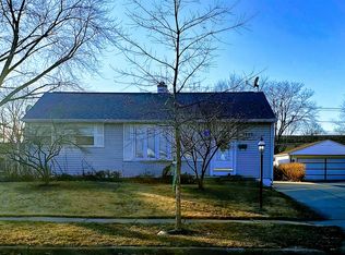 3903 Jay Ln, Rolling Meadows, IL 60008