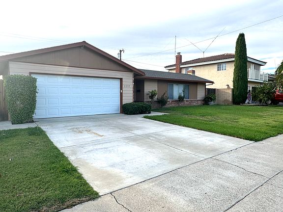 2nd image of 2307 Cartlen Dr