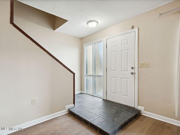 5th image of 6107 TUSCONY Circle