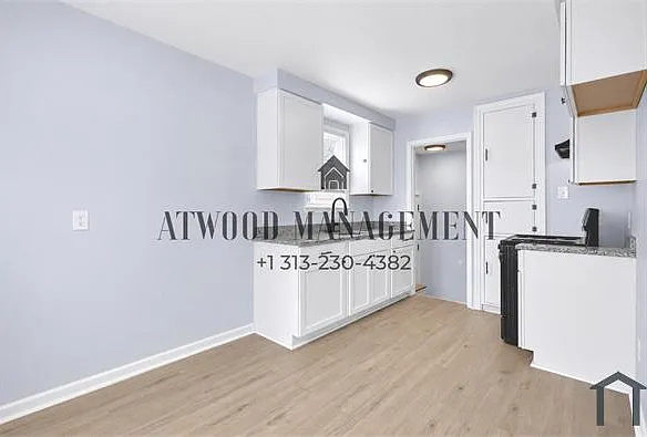8283 Vaughan St — Photo 5