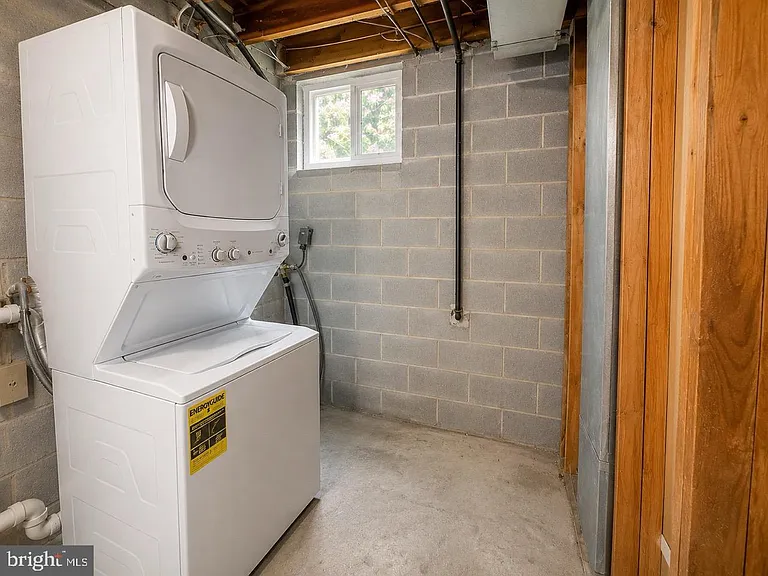 14761 Ealing Ct — Photo 22