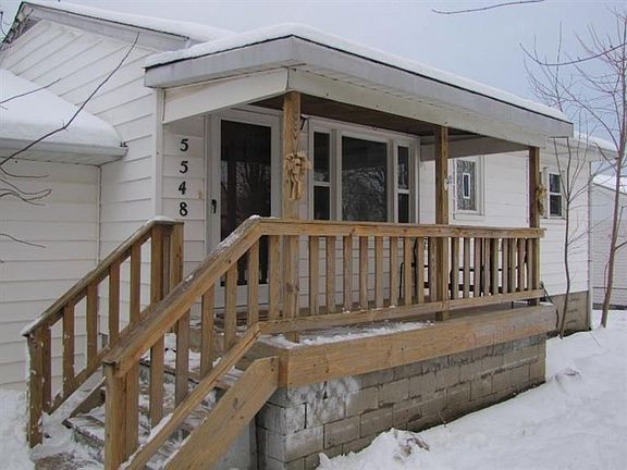 2nd image of 5548 Oak St
