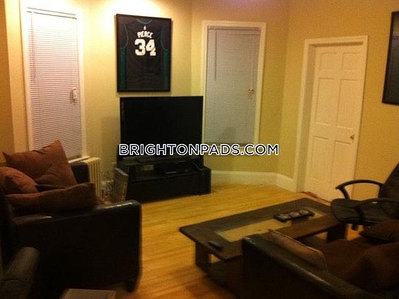3rd image of 106-1 Murdock St #1