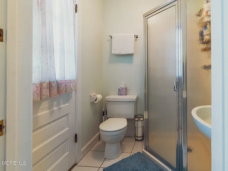 3 Bath Ave — Photo 22