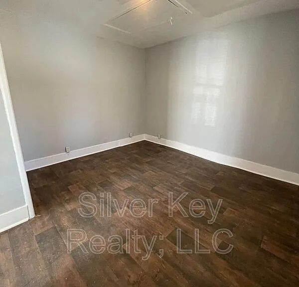 17 Sunset Ave #1 — Photo 8