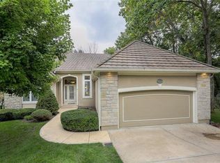 120 Teton Rdg, Lake Winnebago, MO 64034