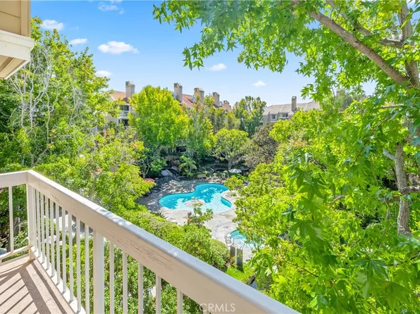20301 Bluffside Cir APT 304, Huntington Beach, CA 92646