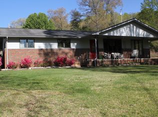 60 Whippoorwill Dr, Bryson City, NC 28713