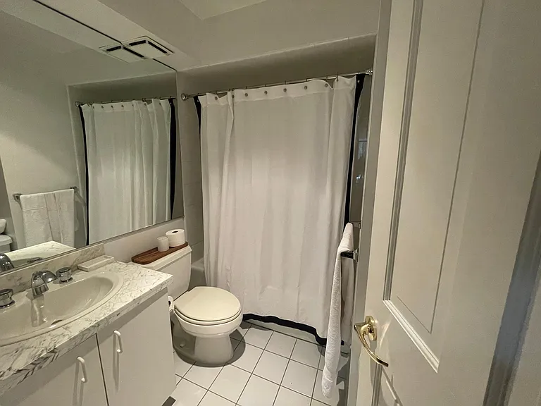 110 Marlborough St #2 — Photo 14