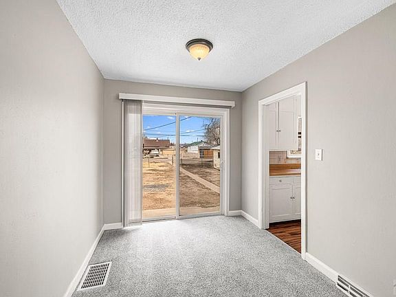 4th image of 2812 2nd Ave