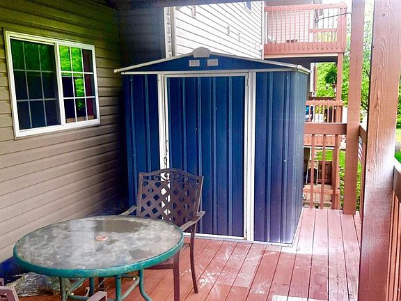 3rd image of 1812 Eaton Rd APT 8