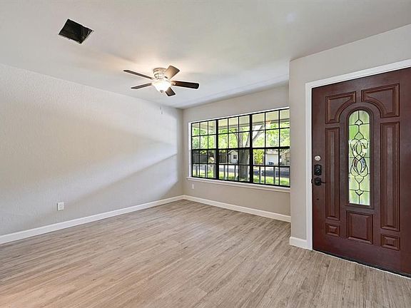 4th image of 9808 Woodshire Dr