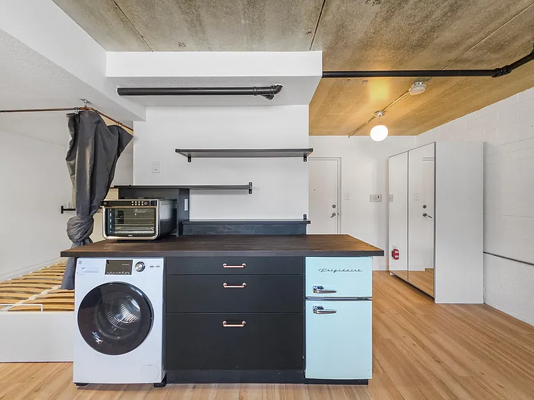 315 9a St NW — Photo 9