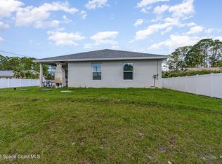 866 Carnival Rd SE, Palm Bay, FL 32909