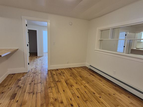 4th image of 3 Dupont Ave #2
