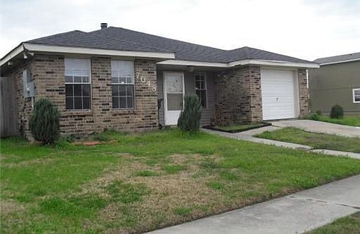 1st image of 7048 Queensway Dr
