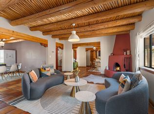 7523 Snow Blossom Rd, Santa Fe, NM 87507