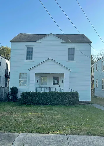 187 W Poplar St Photo 1