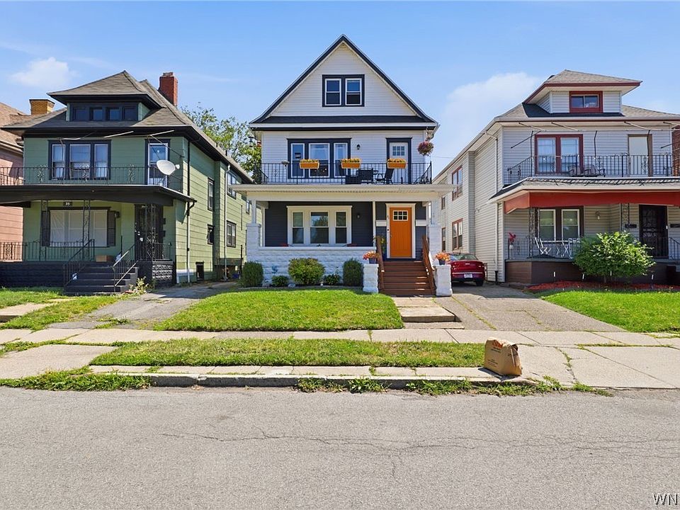 1st image of 31 Harvard Pl