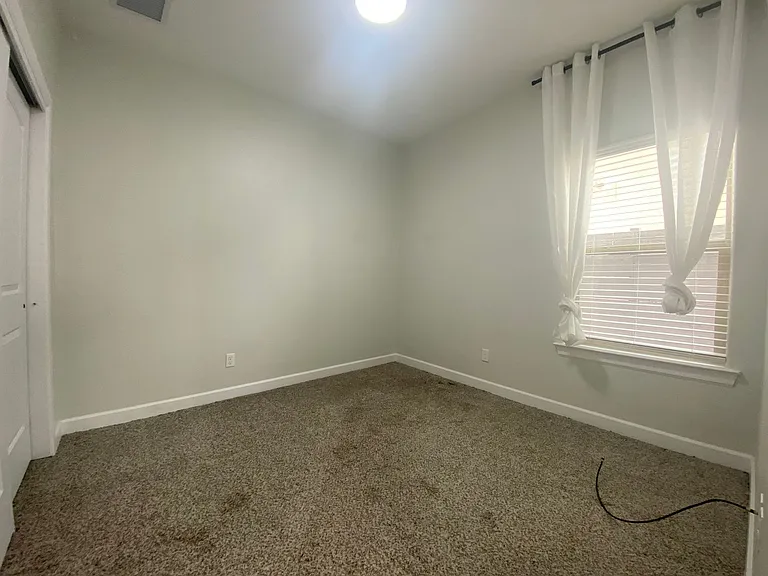 12951 Aberdare Dr — Photo 20