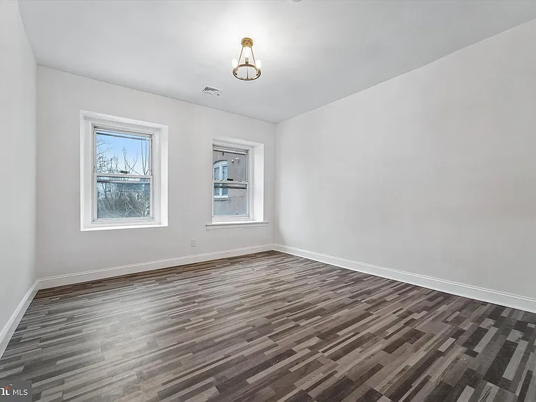 79 E High St #2 — Photo 10