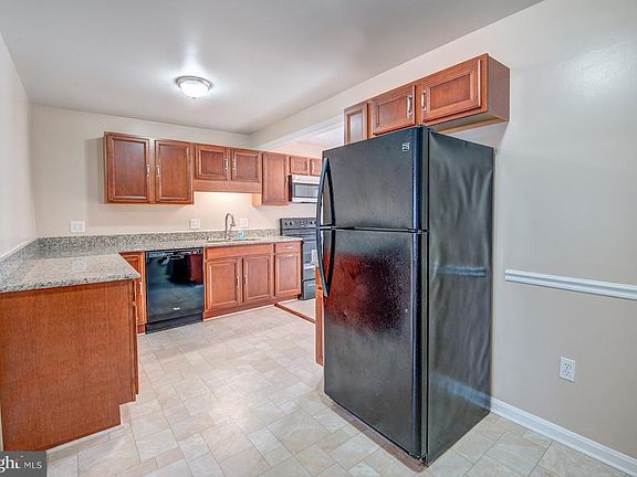 4th image of 10605 Willetts Crossing Rd