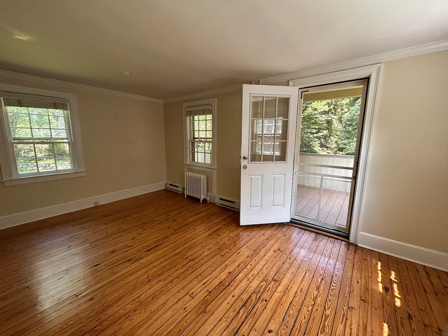 2 bed, 1000 sqft, $3,500 — Photo 4