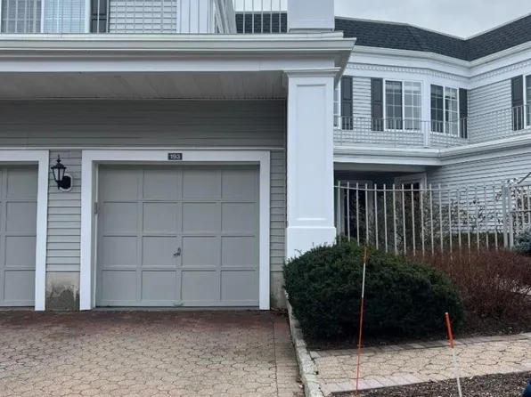 193 Riveredge Dr, Chatham, NJ 07928