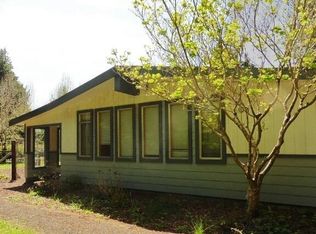 1664 Sunny Heights Dr, Fortuna, CA 95540