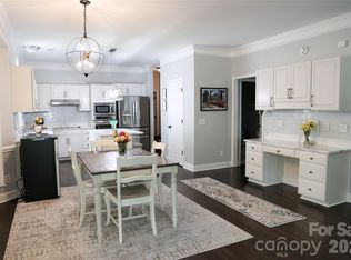 9234 Brechin Dr, Charlotte, NC 28277