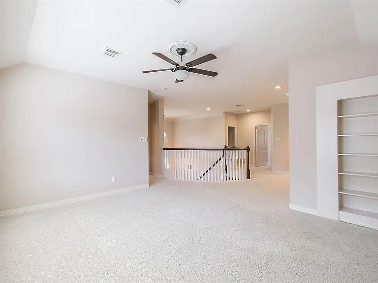12411 Santiago Cove Ln — Photo 31