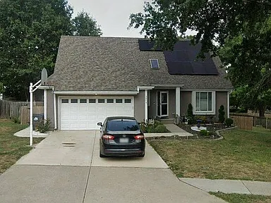 2404 NE Mill Crk — exterior photo
