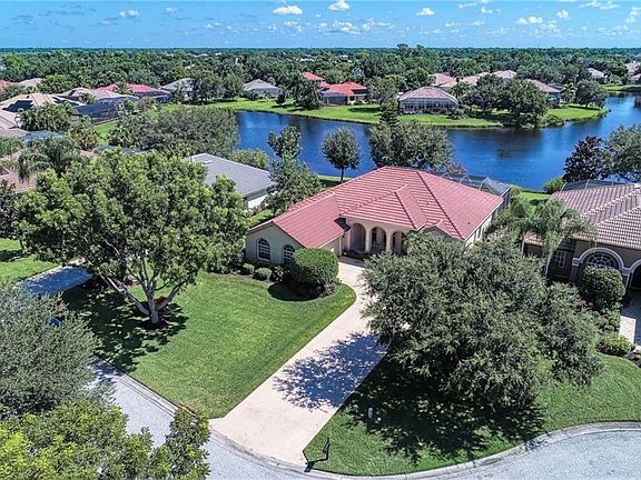 2nd image of 14215 Silver Lakes Cir