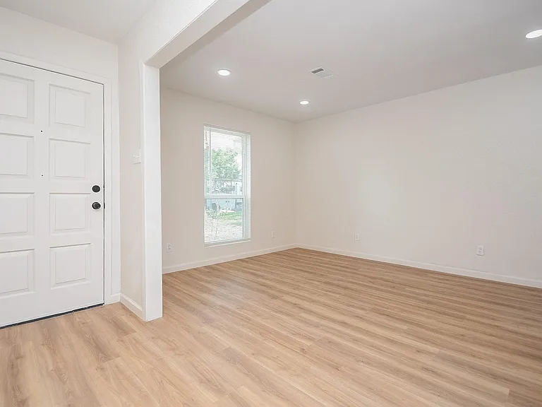 10442 Norton Dr — Photo 5