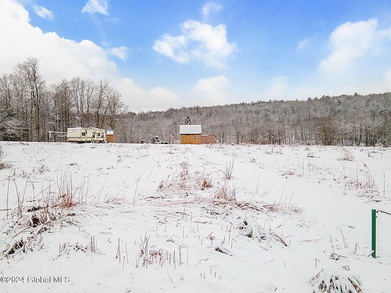 3rd image of L2.02 County Highway 37