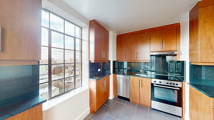 Rented by Bond New York | media 37