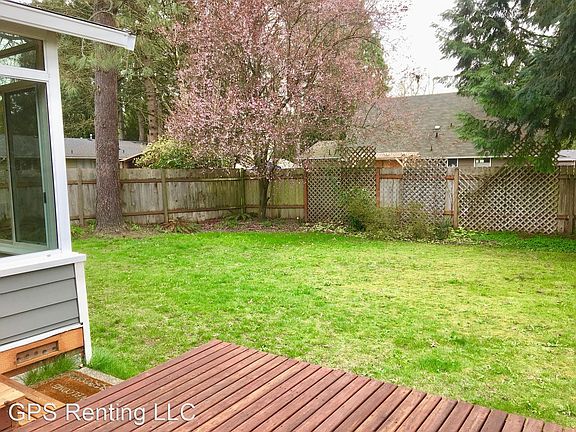5th image of 12700 98th Ave NE