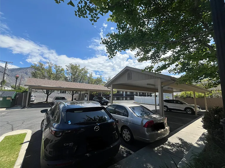 242 N 500 W #101 — Photo 16