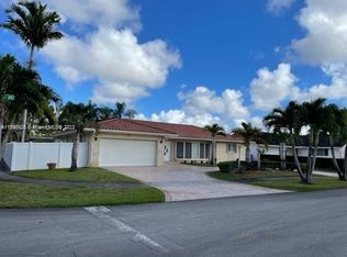 4051 N 50th Ave, Hollywood, FL 33021