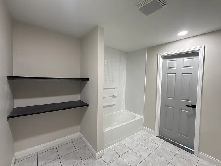 308 Anderson Ave — Photo 15