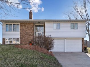 3535 Monticello Ave, Waterloo, IA 50701