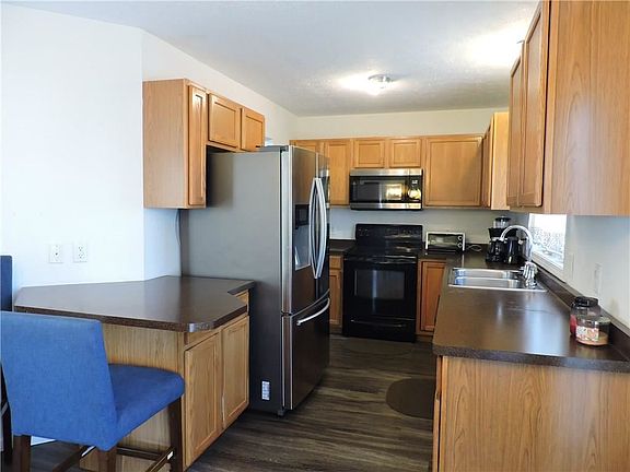 4th image of 119 Oak Mills Xing