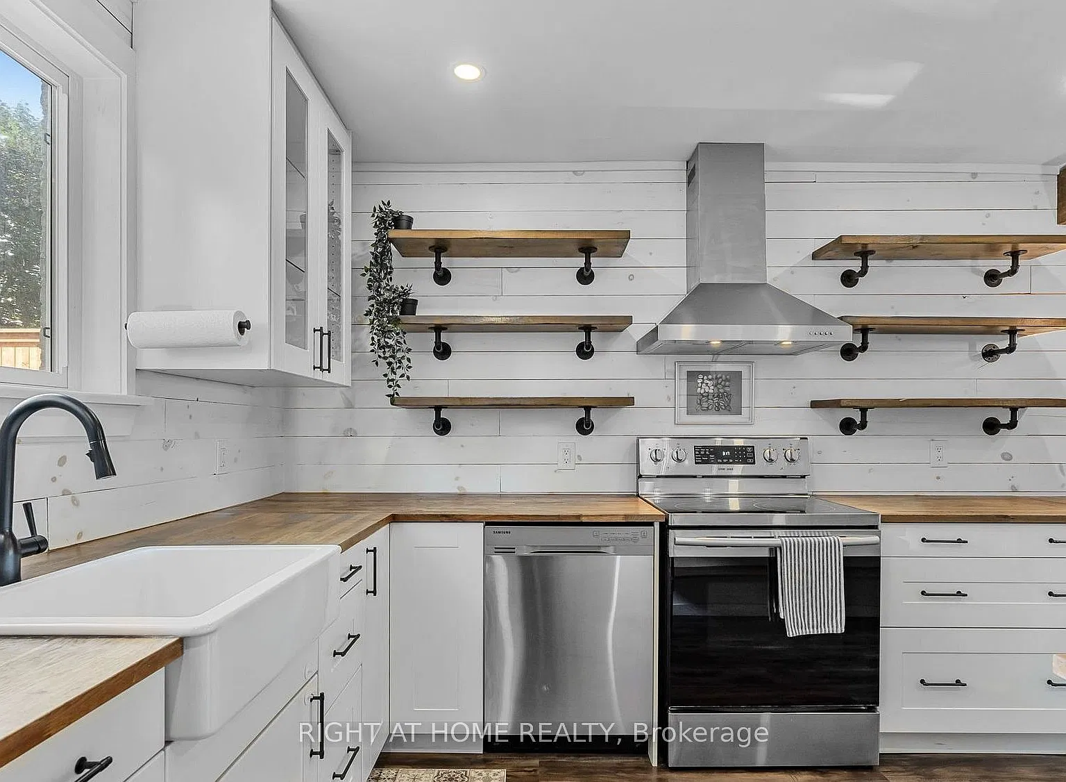 3 bed, $2,800 — Photo 4