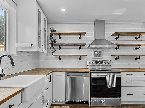 4th image of 110 Cameron Ave N