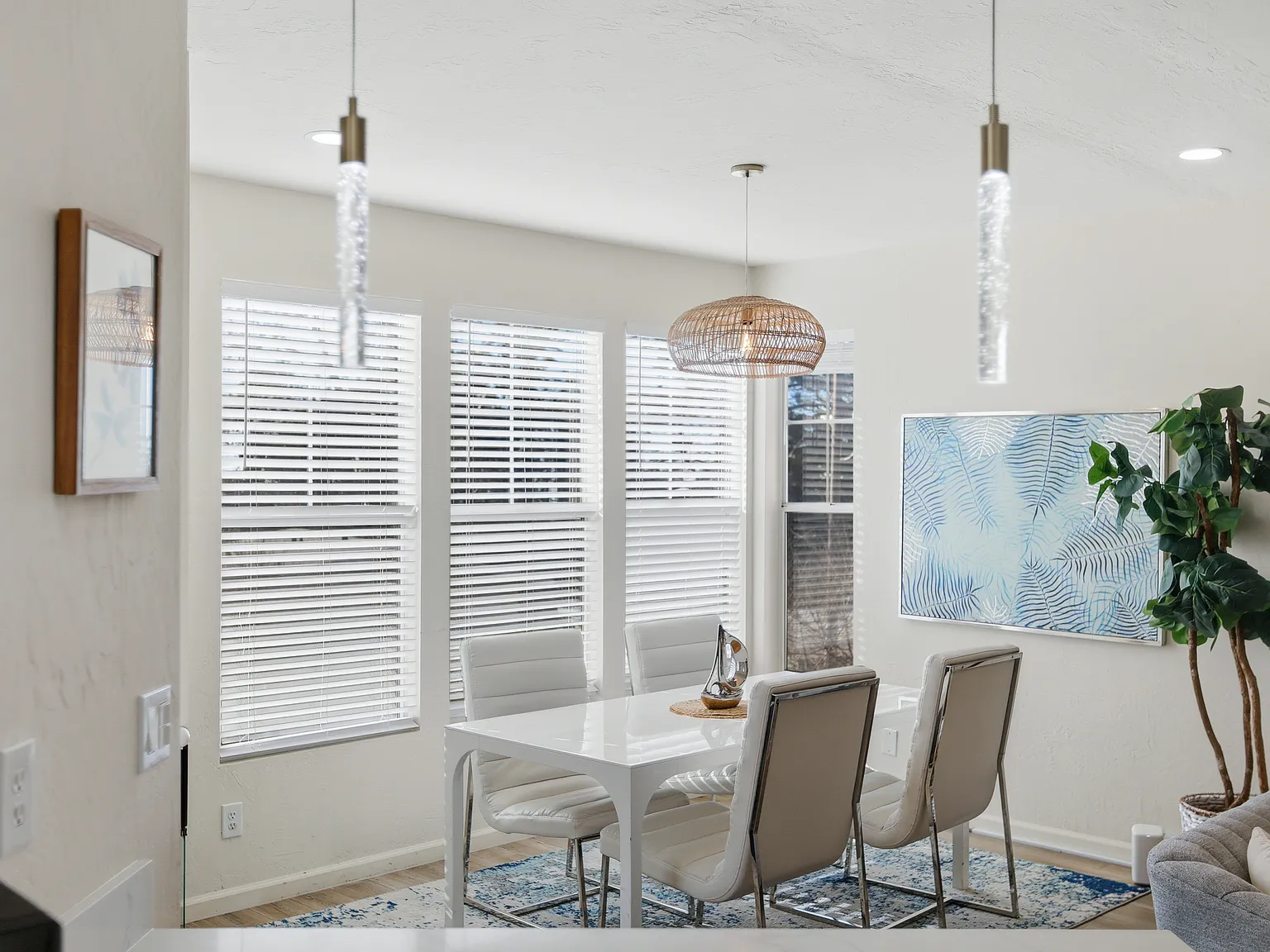 3 bed, 1550 sqft, $10,000 — Photo 2