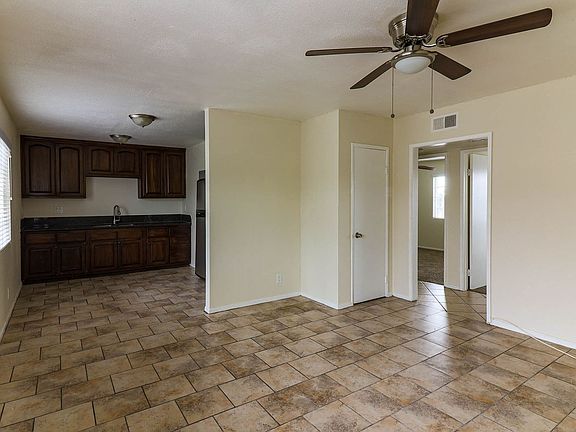 4th image of 1046 N Clifford Ave #C