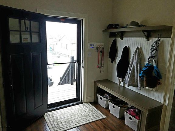 5th image of 724 Charlotte St